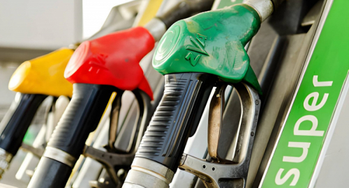 Accise carburanti, il governo valuta la proroga fino a fine giugno: caro energia, coperture e nodo banche